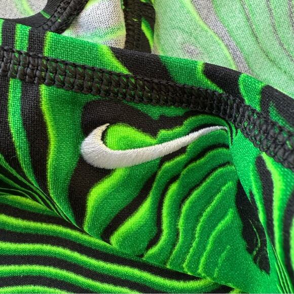 NWT Nike Women’s one piece swimsuit neon green black size 10 - Picture 4 of 7